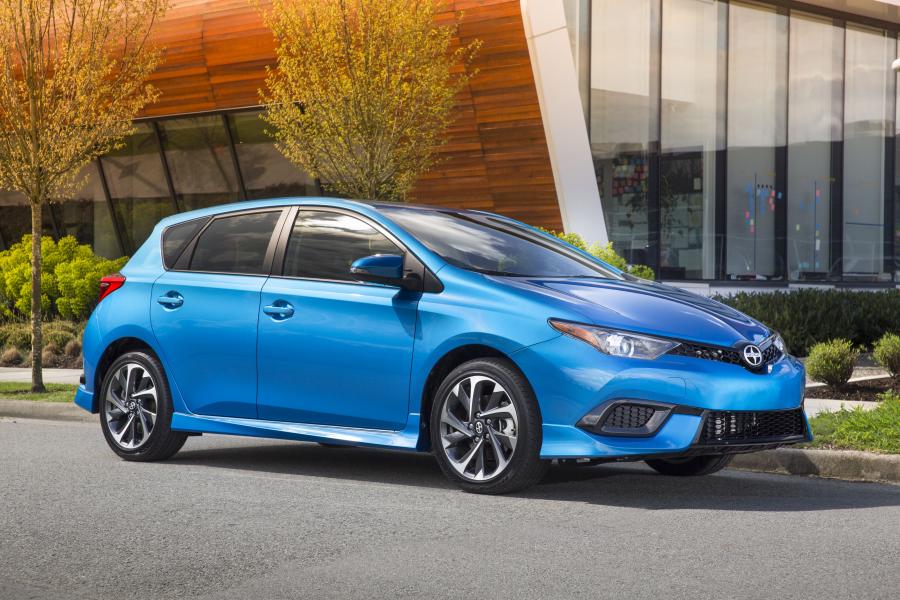  Scion iM 2015 года  (фото 24 из 48)